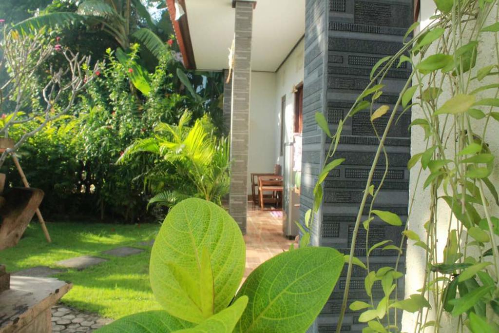 Twins Homestay Canggu Eksteriør billede