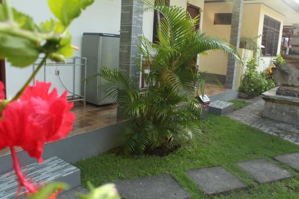 Twins Homestay Canggu Eksteriør billede